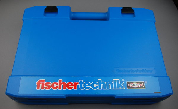 Koffer Master - blau - Innenleben hat Macken und Verfärbungen - !!!Versand als Paket notwendig!!!