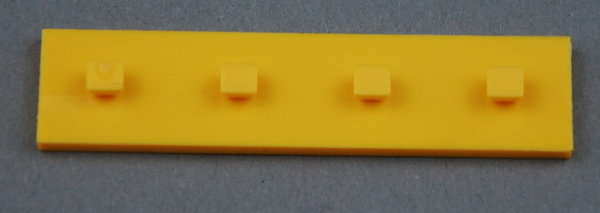 Bauplatte 15x60 mit 4 Zapfen - gelb