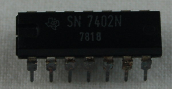 IC-14 NOR 7402 5V