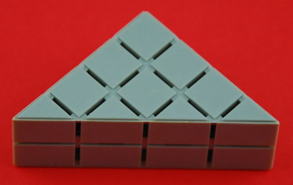 Geometric Dreieckprisma 40x40x20 - grau