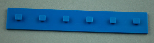 Bauplatte 15x90 mit Zapfen - hellblau