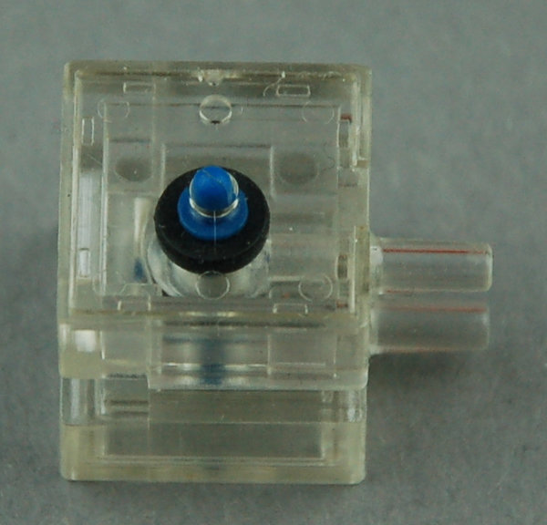 Pneumatik-Ventil geschlossen - leicht vergilbt - transparent/blau